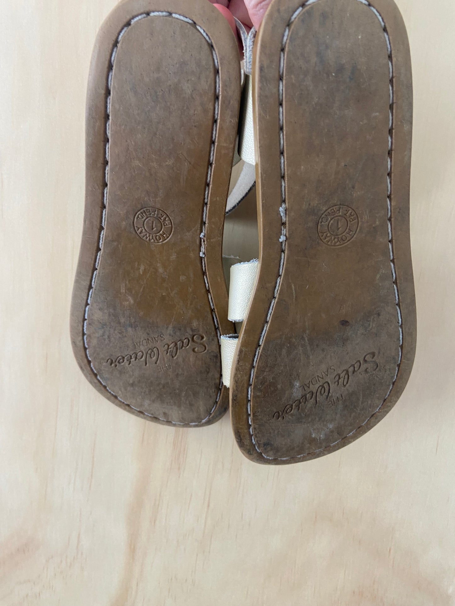 KIDS - Gold Salt Water Sandals - Size 1