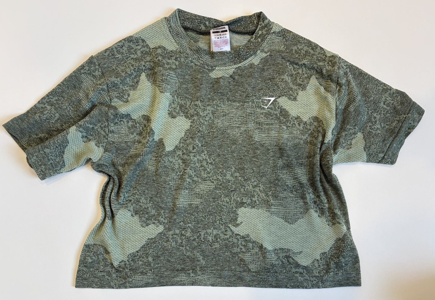 Gymshark -Adapt Camo Seamless Crop Top - XS