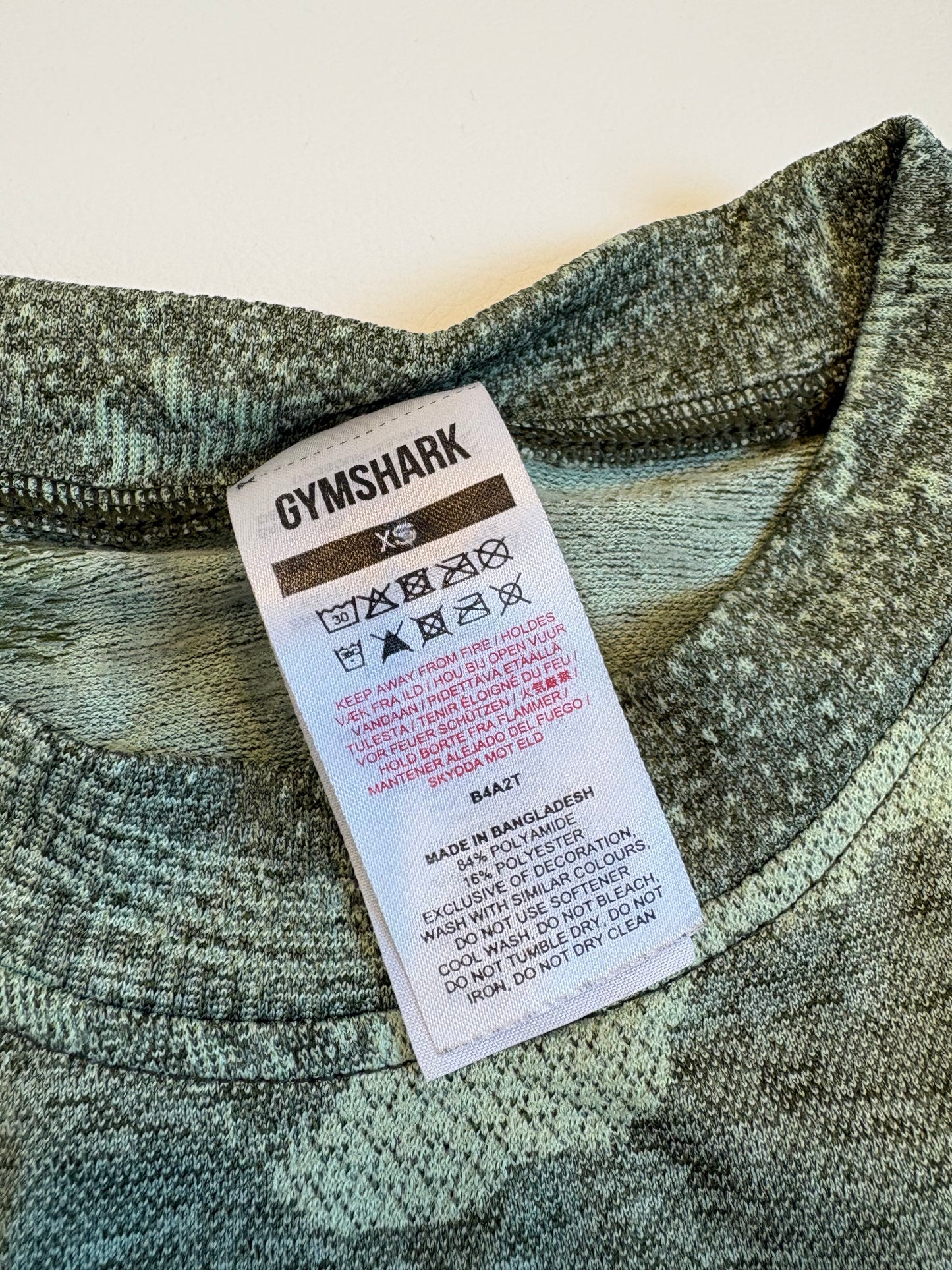 Gymshark -Adapt Camo Seamless Crop Top - XS