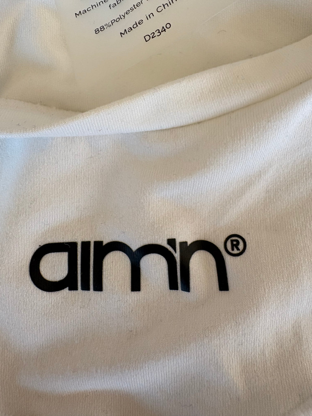 Aim'n White Soft Basic Long Sleeve Tee - S