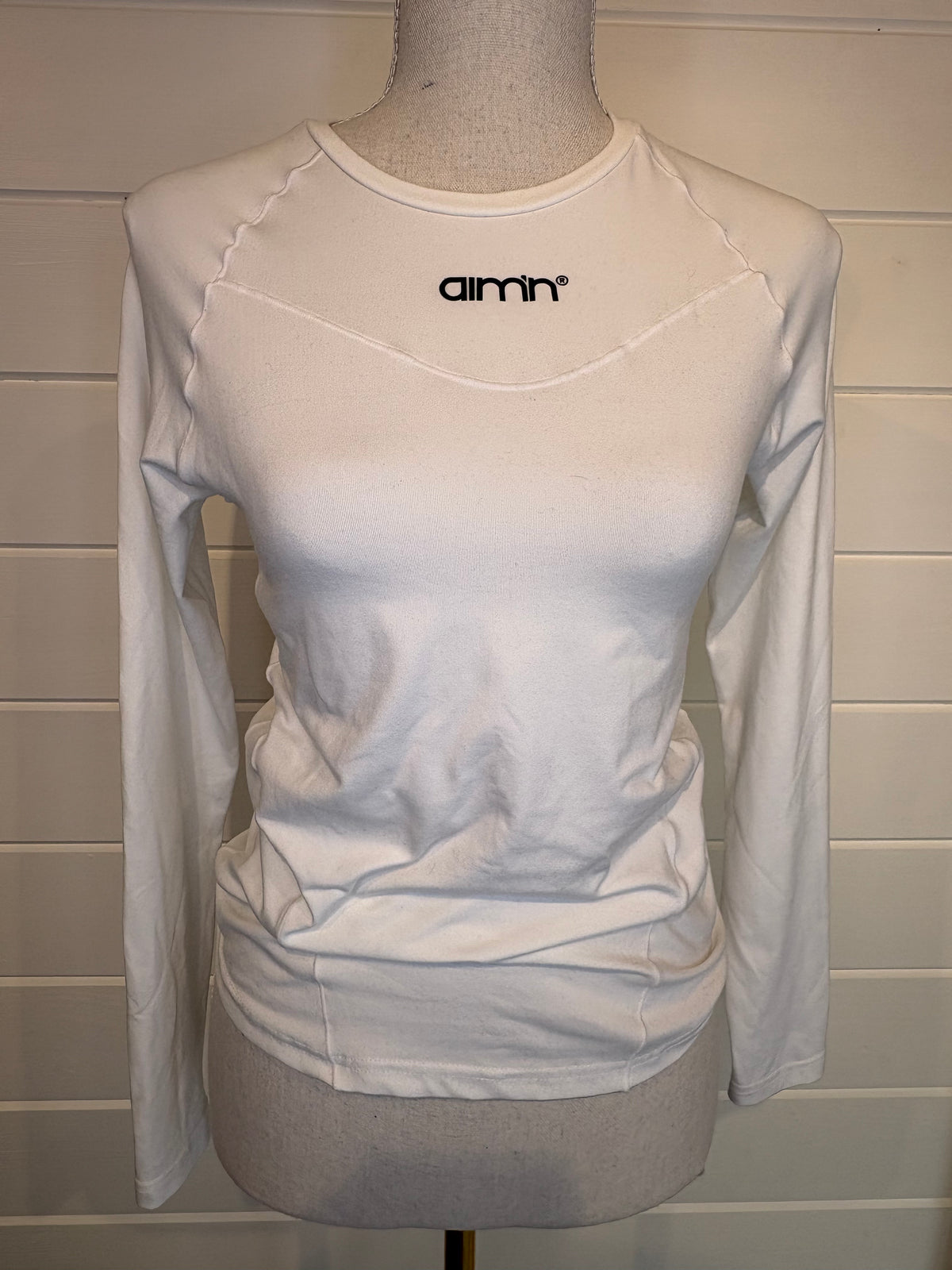 Aim'n White Soft Basic Long Sleeve Tee - S