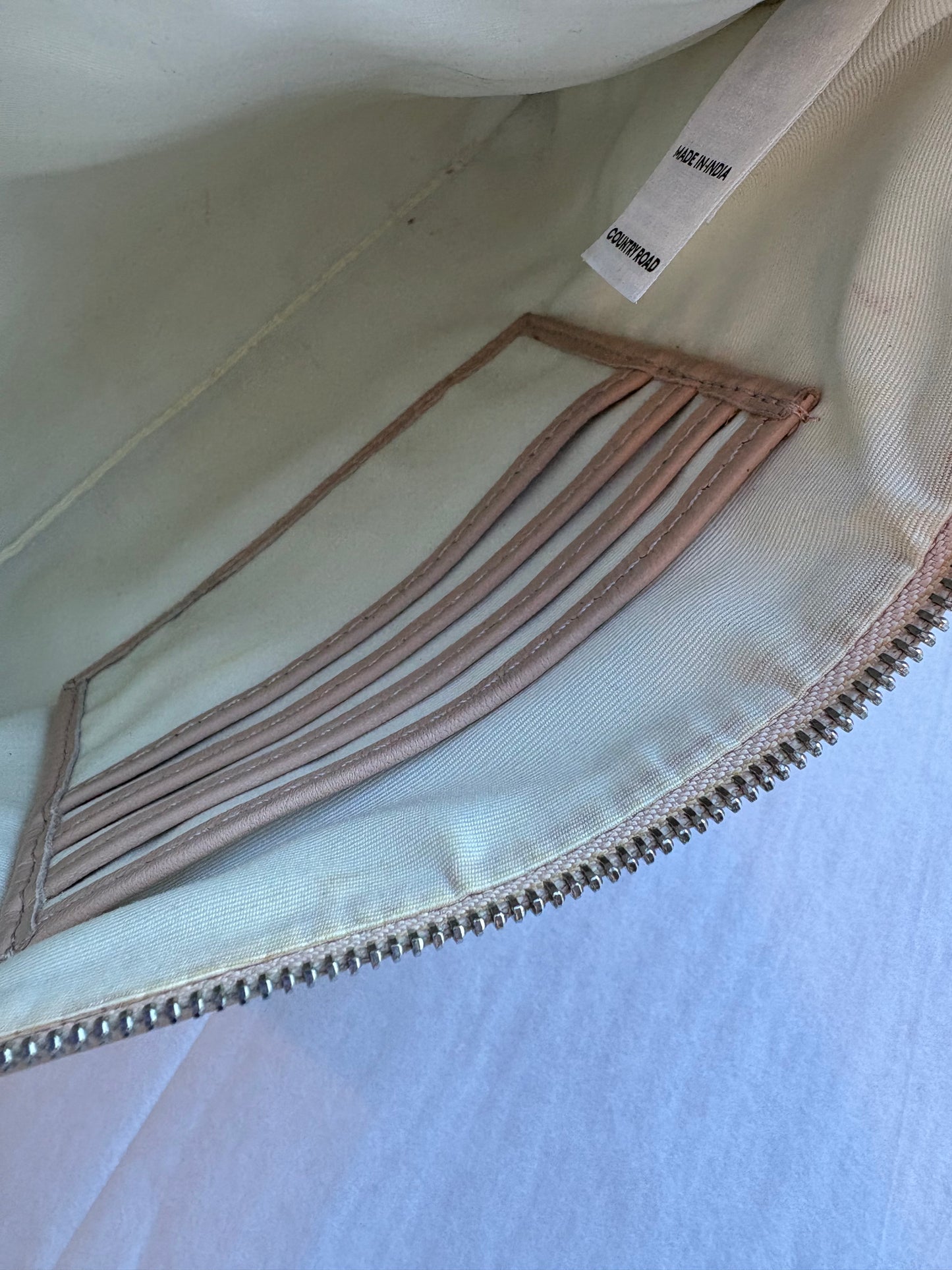 Country Road Pouch