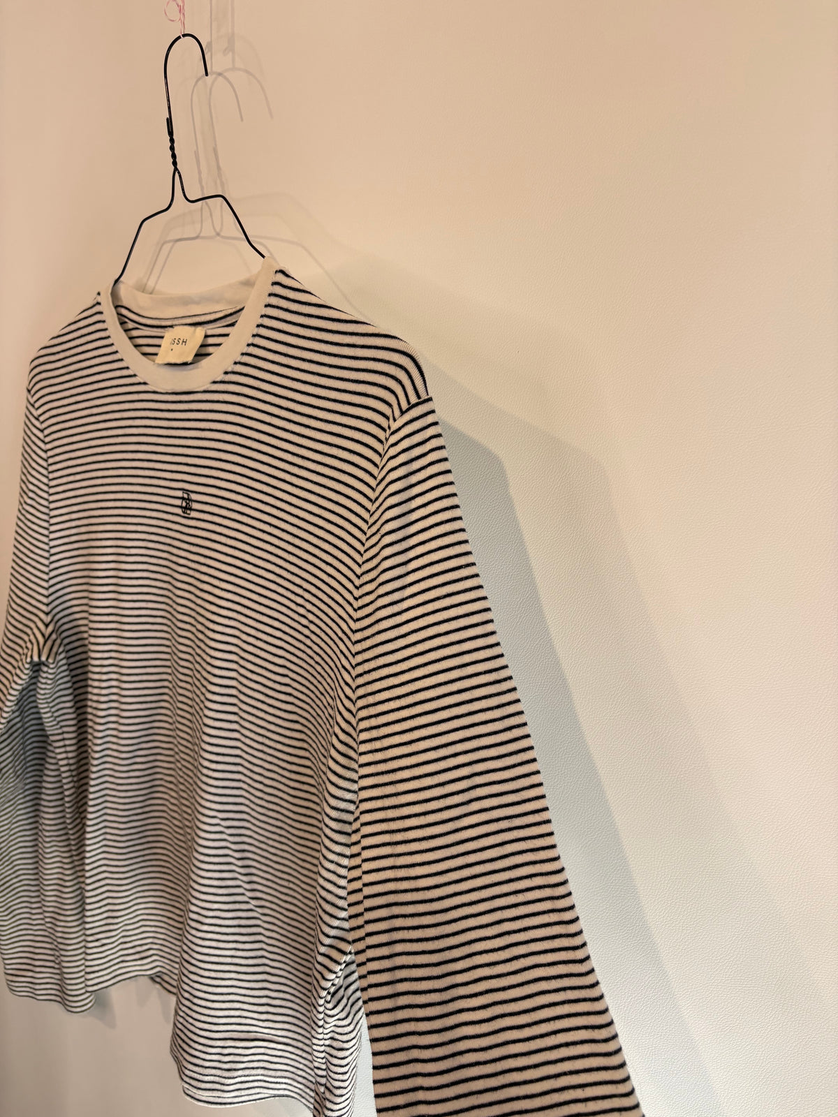 Dissh Signature White Stripe Long Sleeve Tee - M