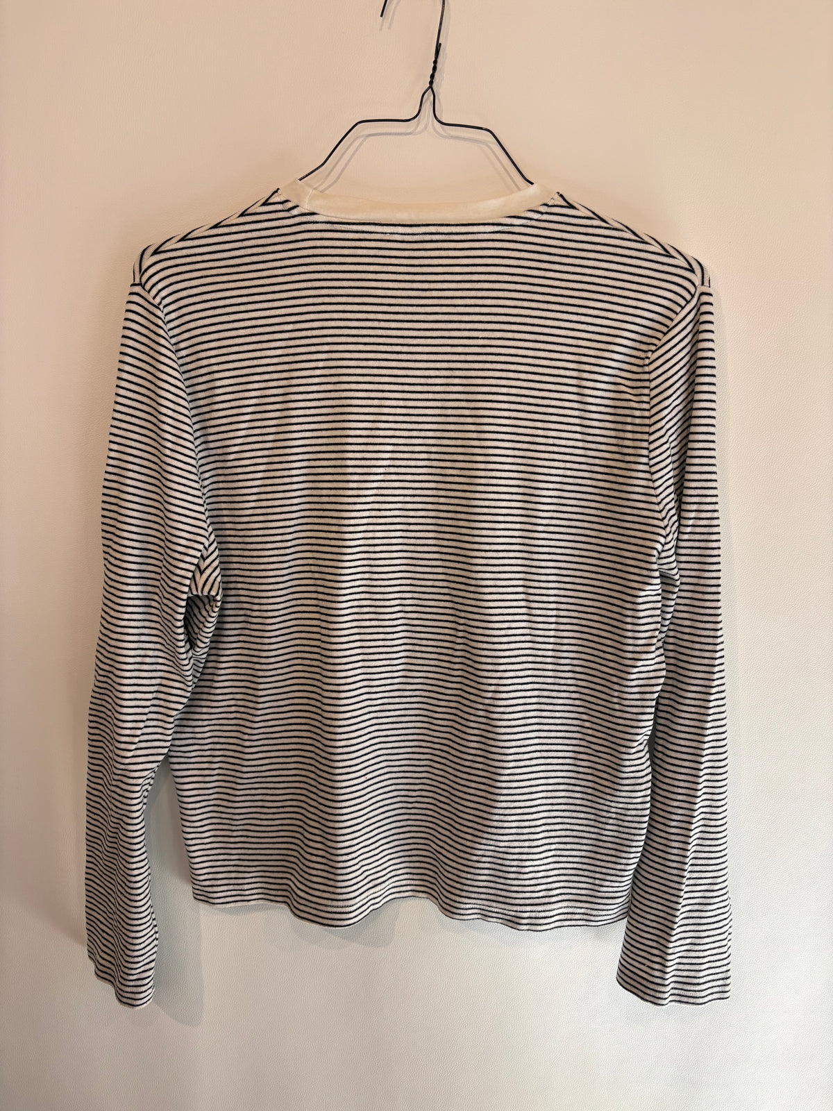 Dissh Signature White Stripe Long Sleeve Tee - M