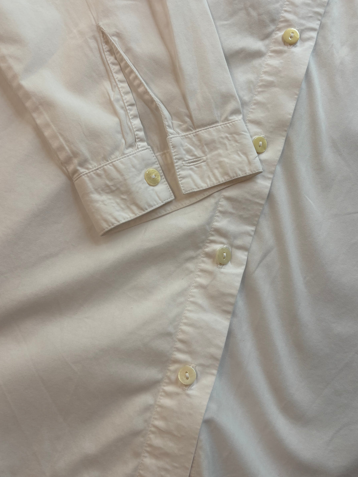 Kowtow Daily Shirt - L (RRP $199)
