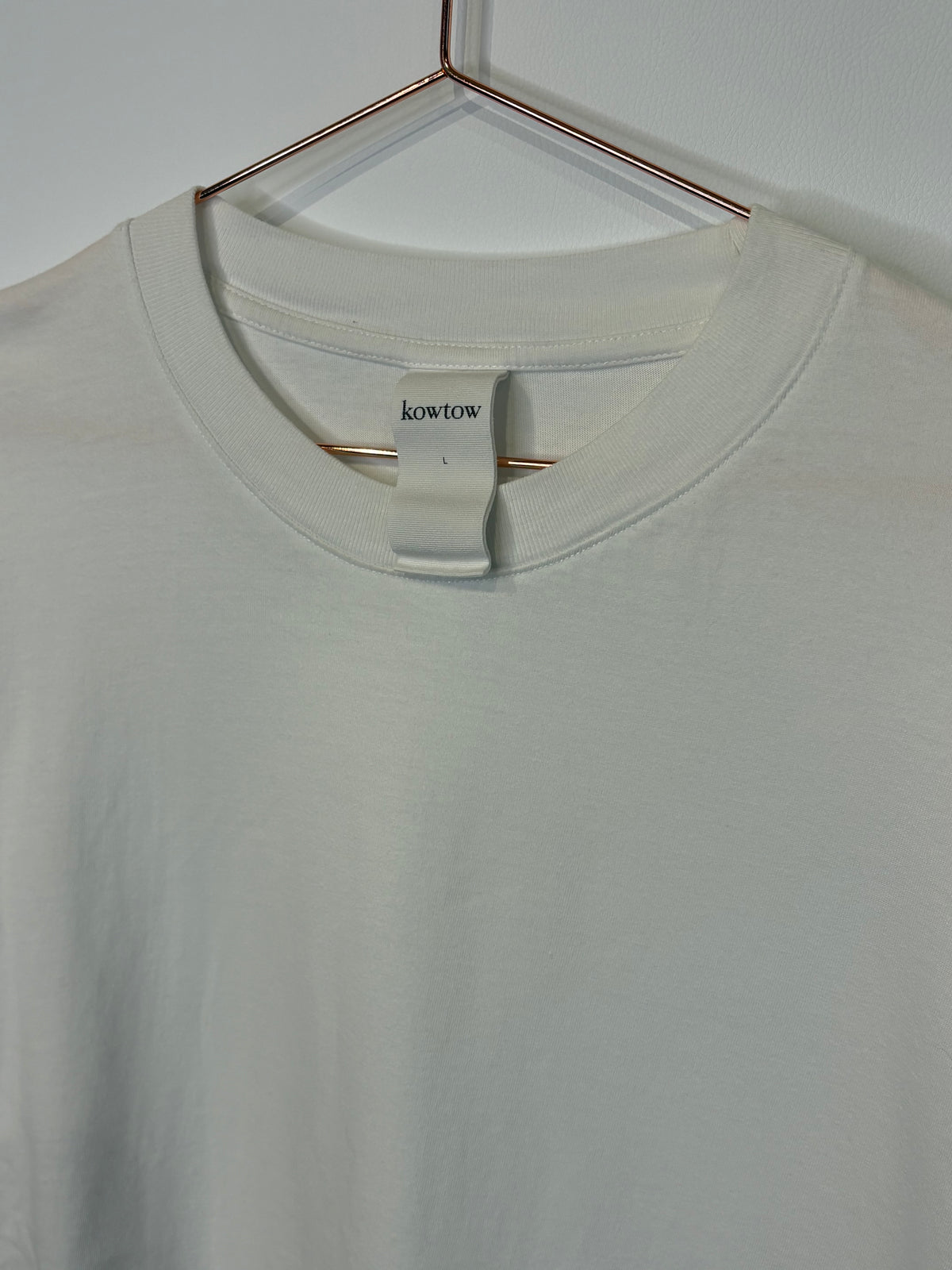 Kowtow Frill Sleeve Tee - L