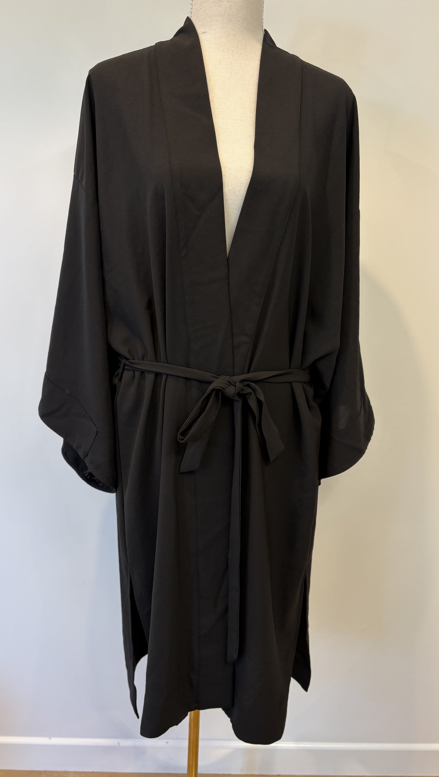 Moochi - Mr Kimono, M