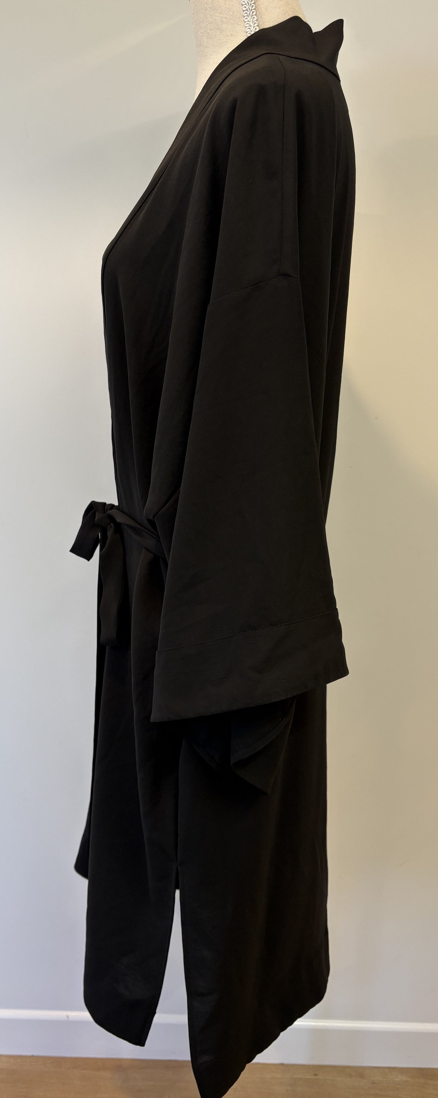 Moochi - Mr Kimono, M