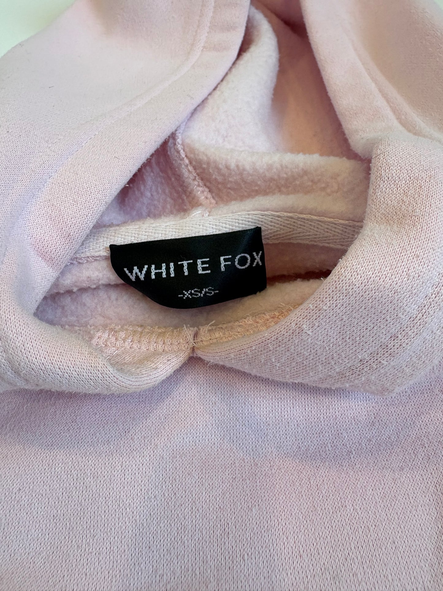 White Fox Hoodie - XS/S