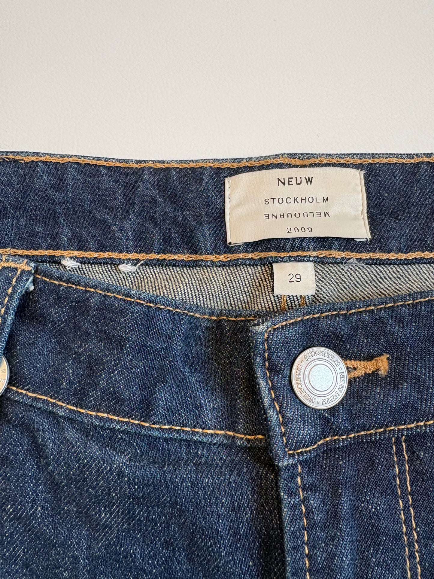 Neuw Daria Jean - 29