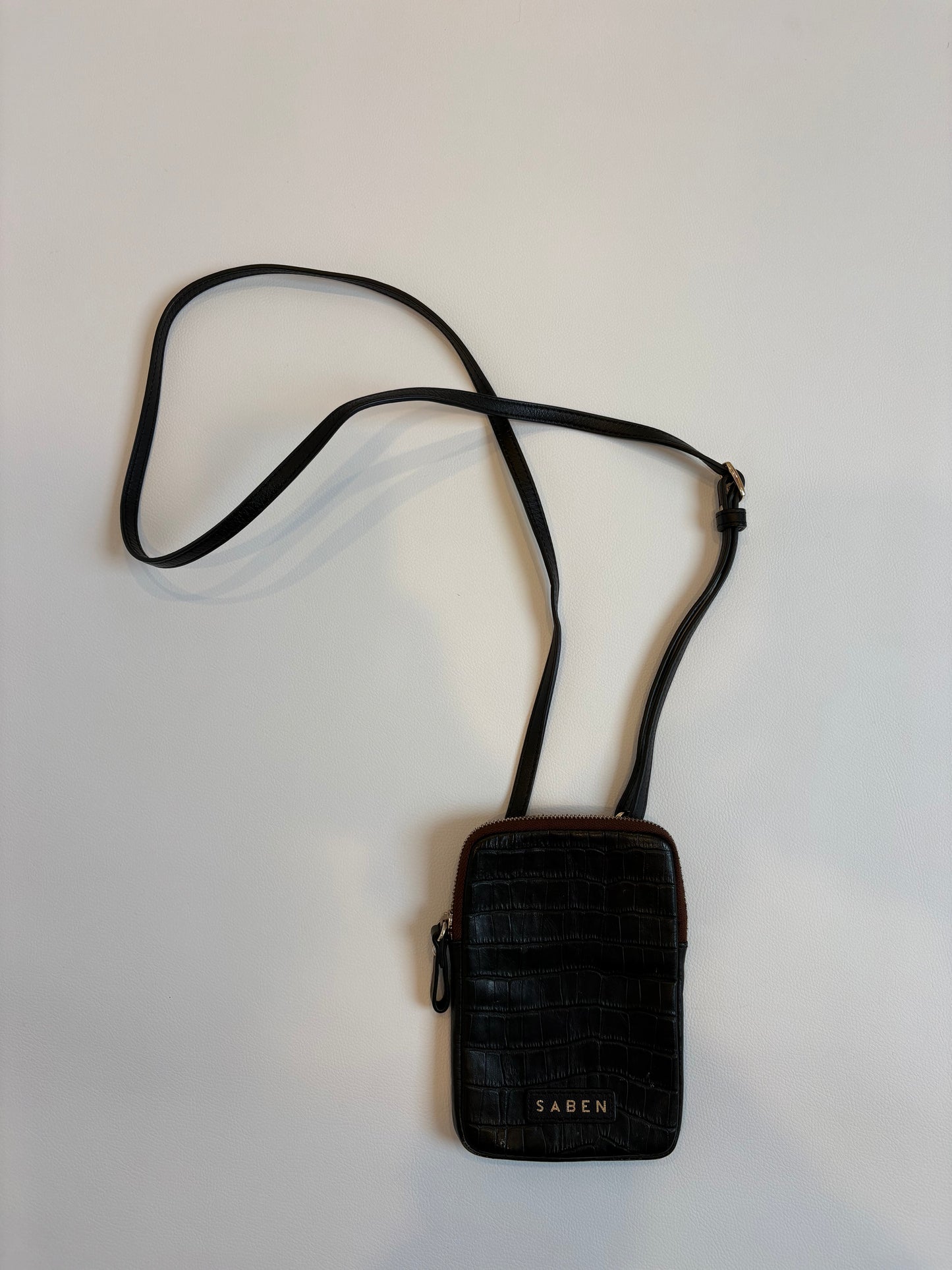 Saben Nikko Phone Sling
