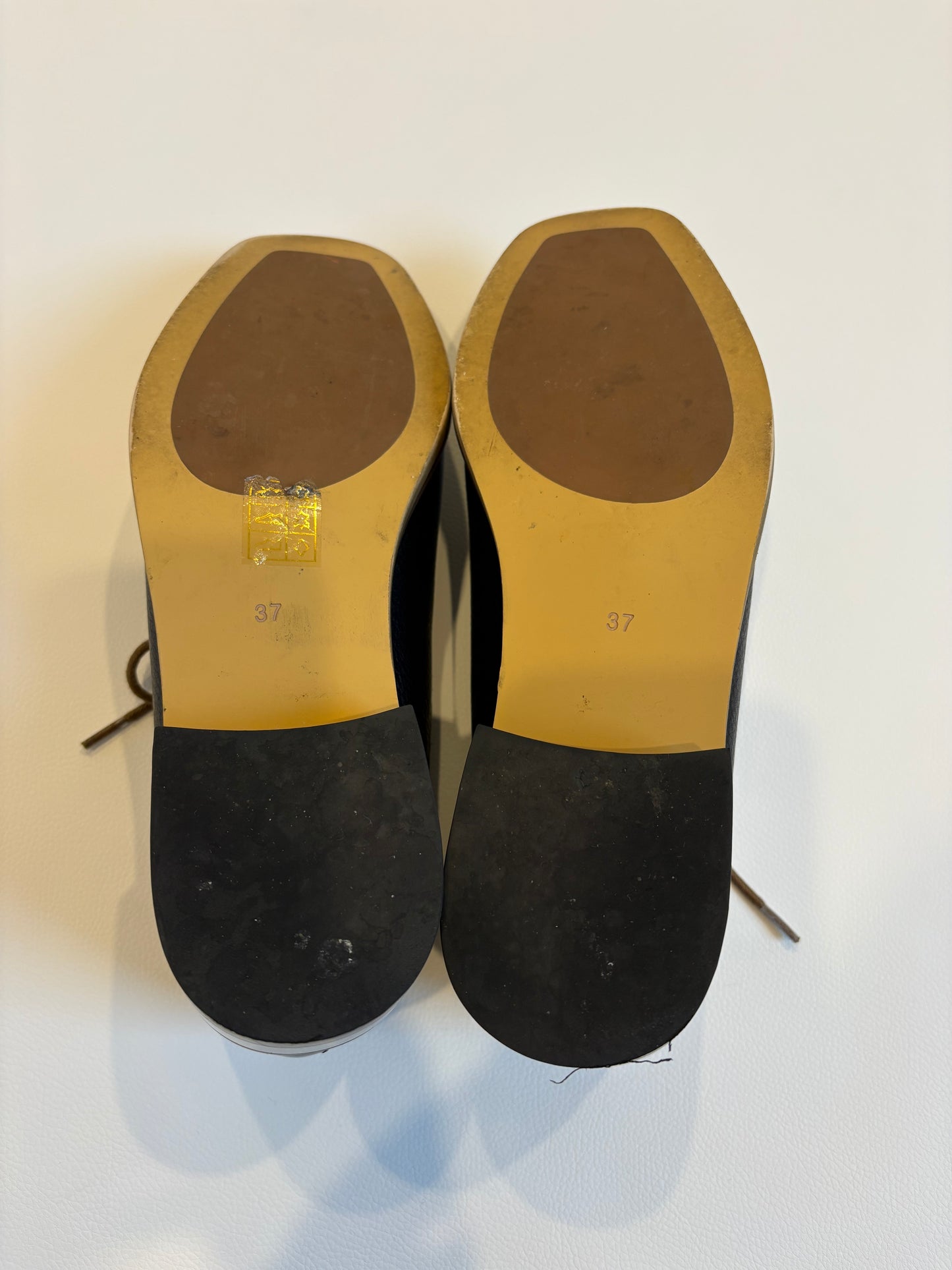 Bresley Lace Ups - 37