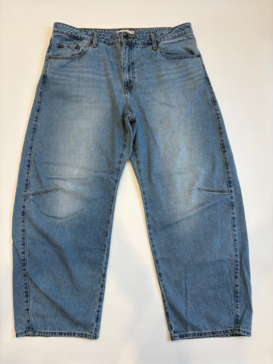 Levi's Baggy Dad Barrel Jeans - W34 / L30