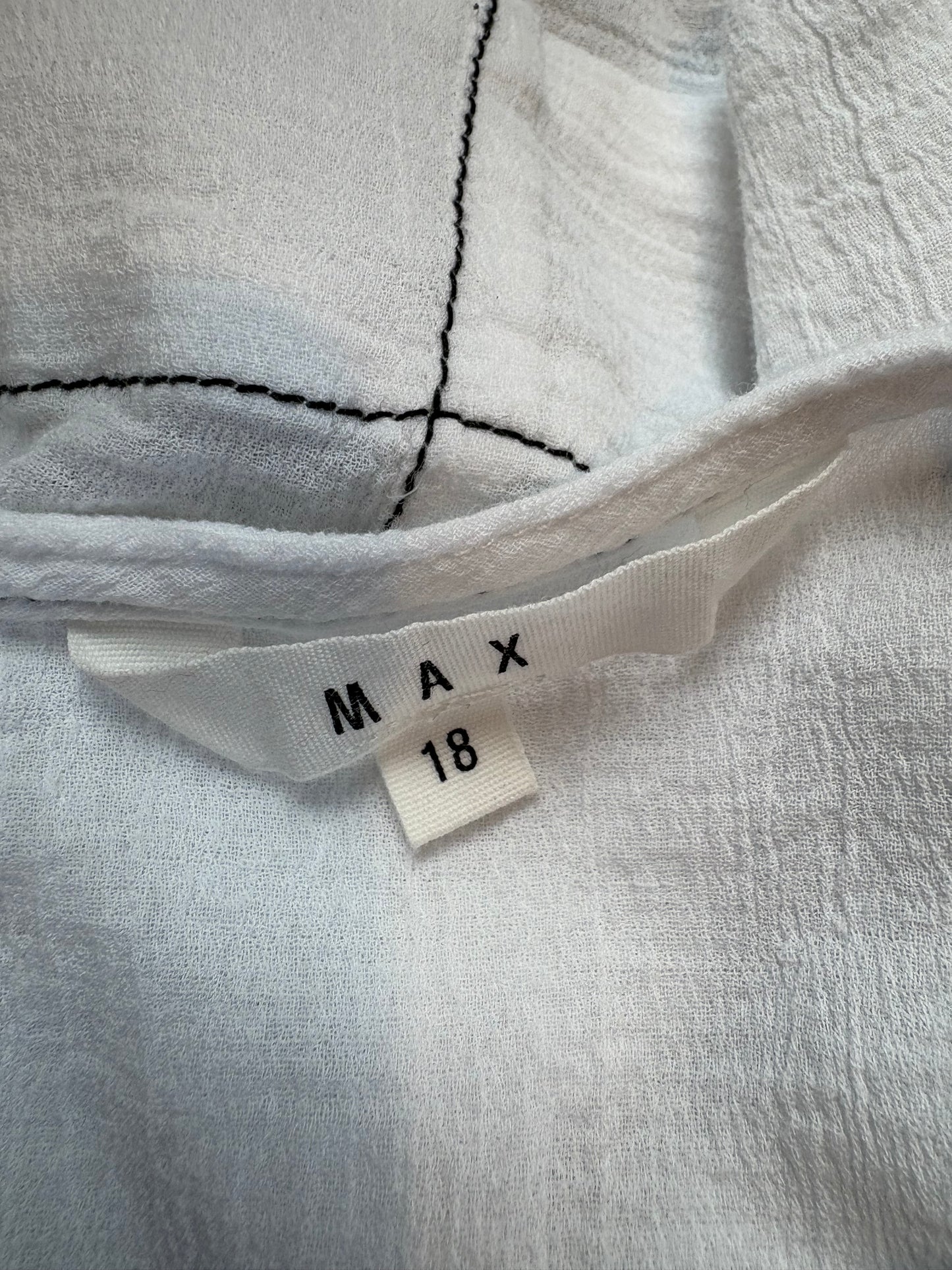 Max Elsie Stitch Detail Shell Top - 18