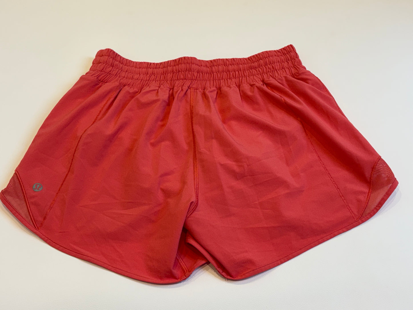 Lululemon Hotty Hot Shorts - Lululemon Size 4 = NZ8