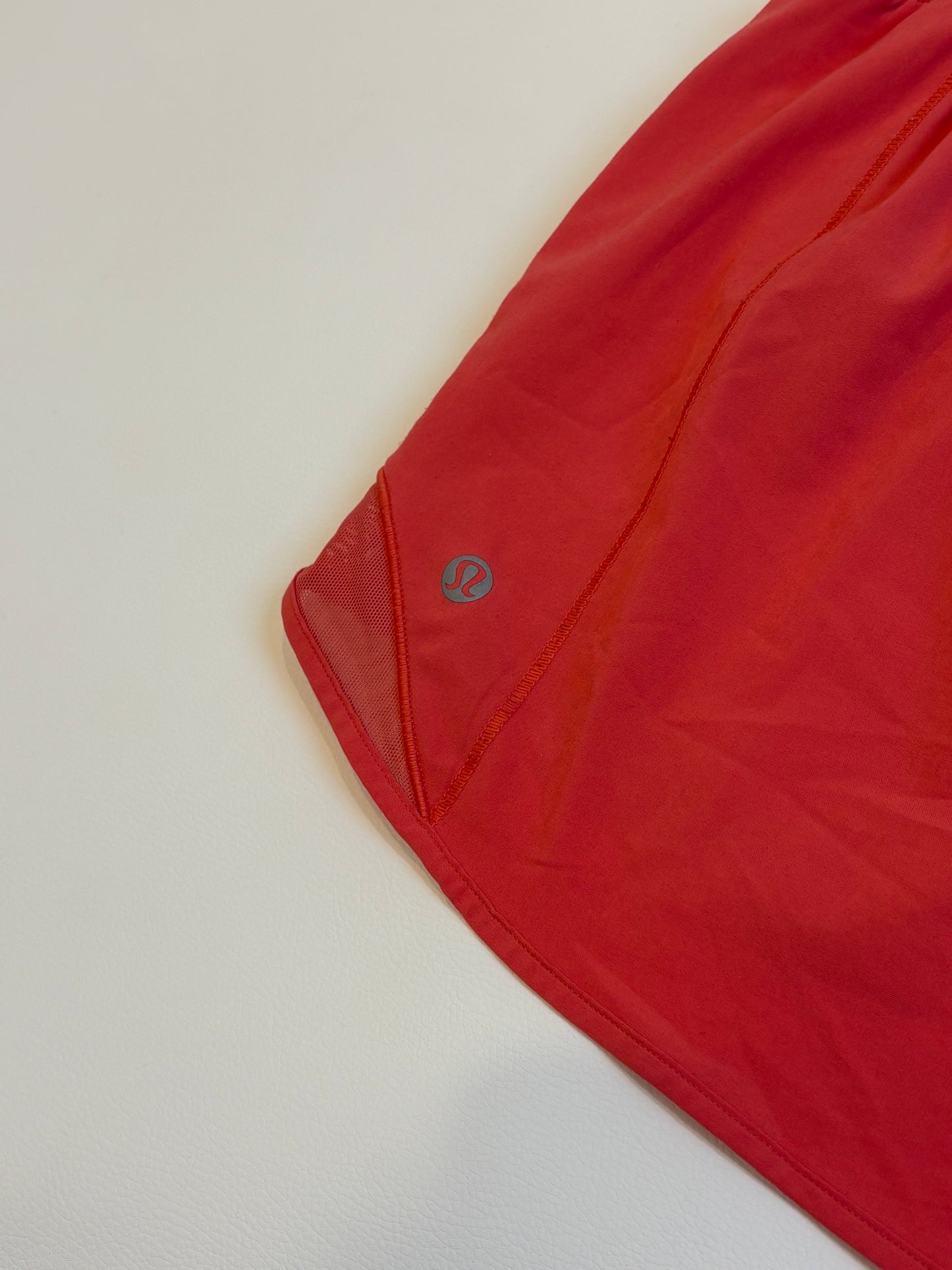 Lululemon Hotty Hot Shorts - Lululemon Size 4 = NZ8