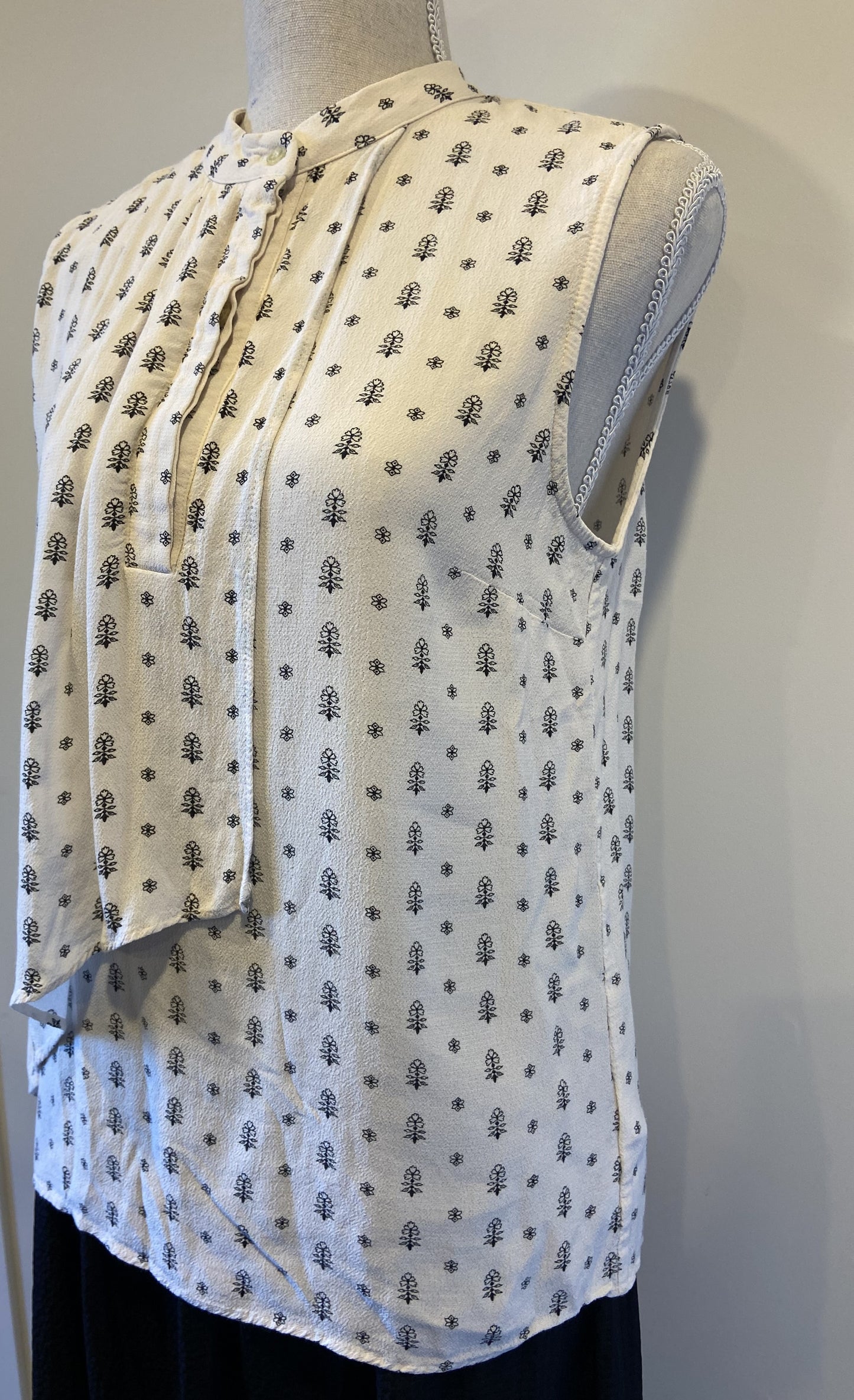 Reiss - Willow Printed Sleeveless Blouse