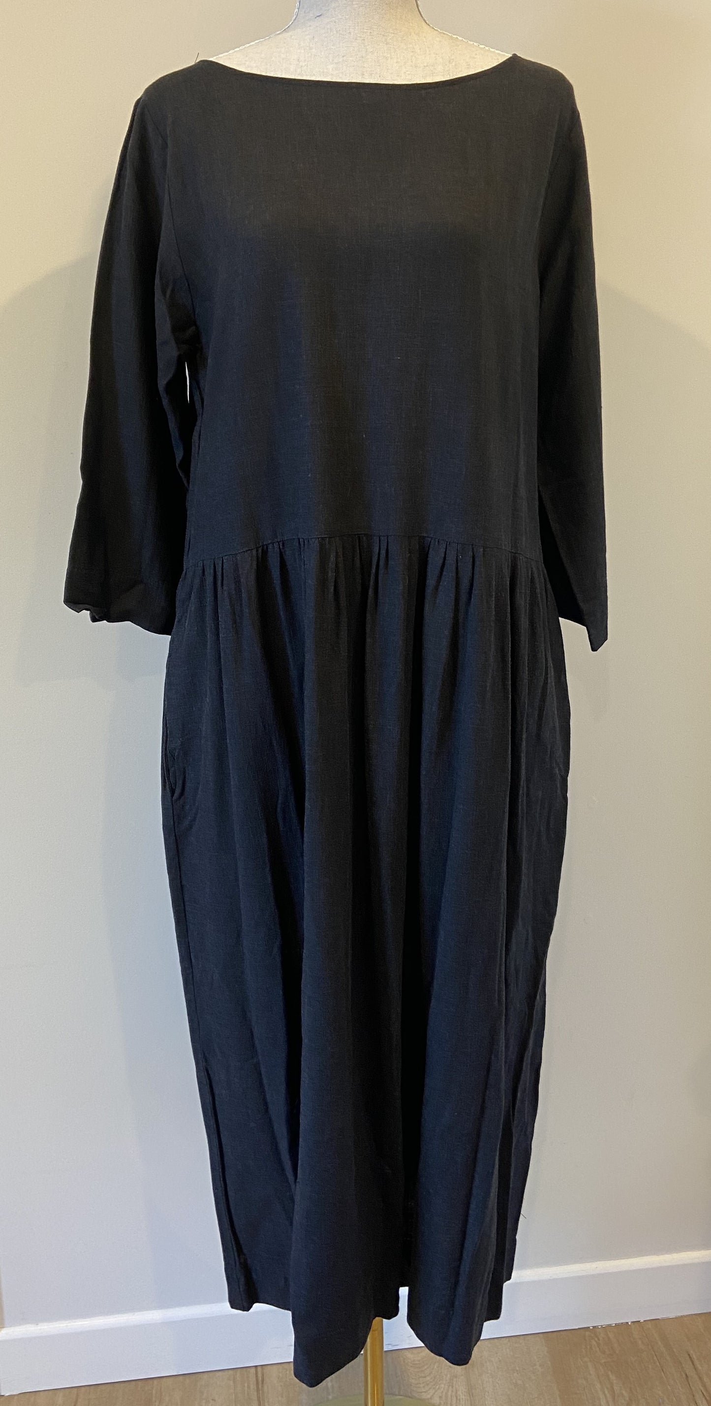 Widdess - Black