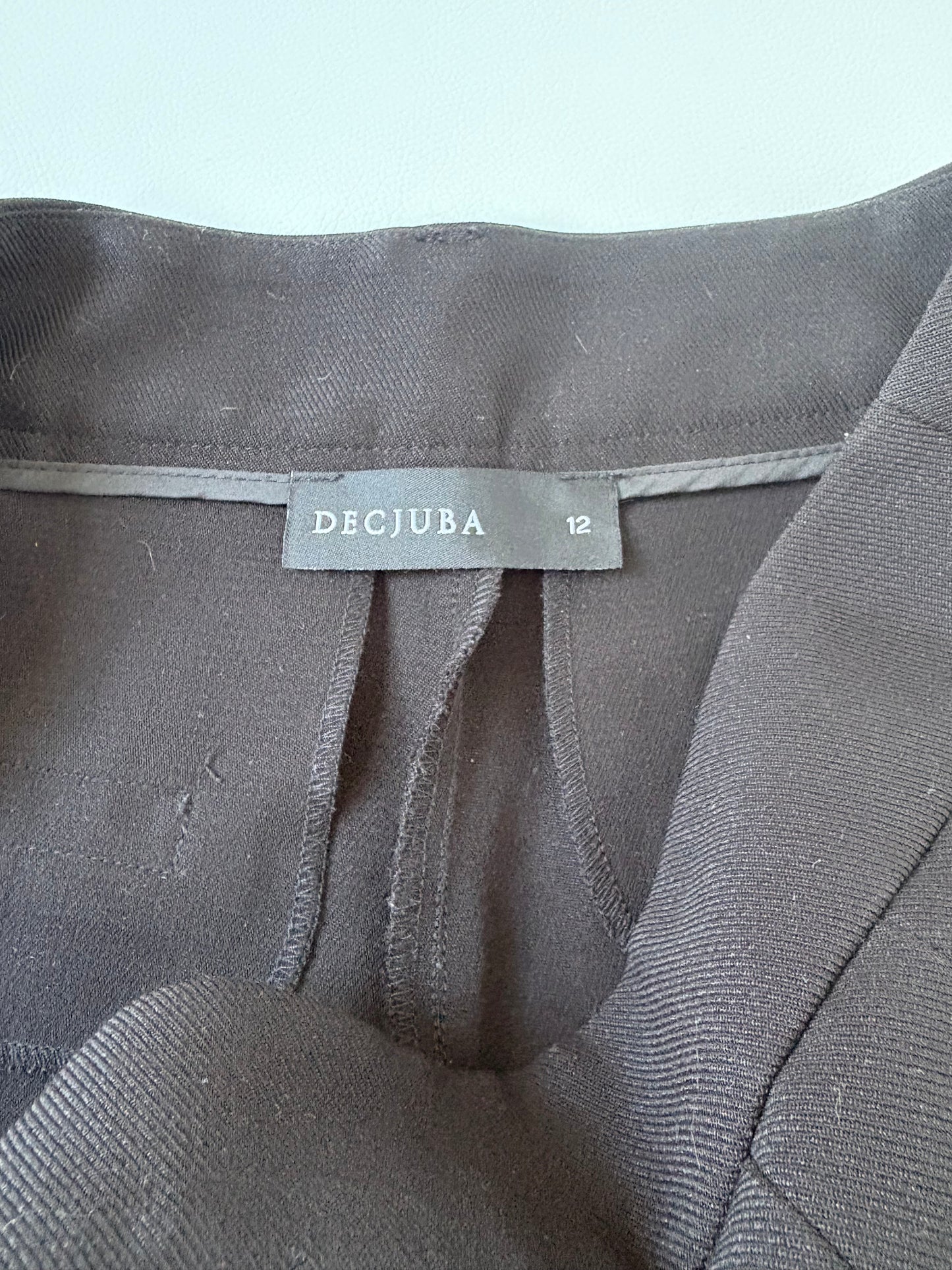 Decjuba Shorts - 12
