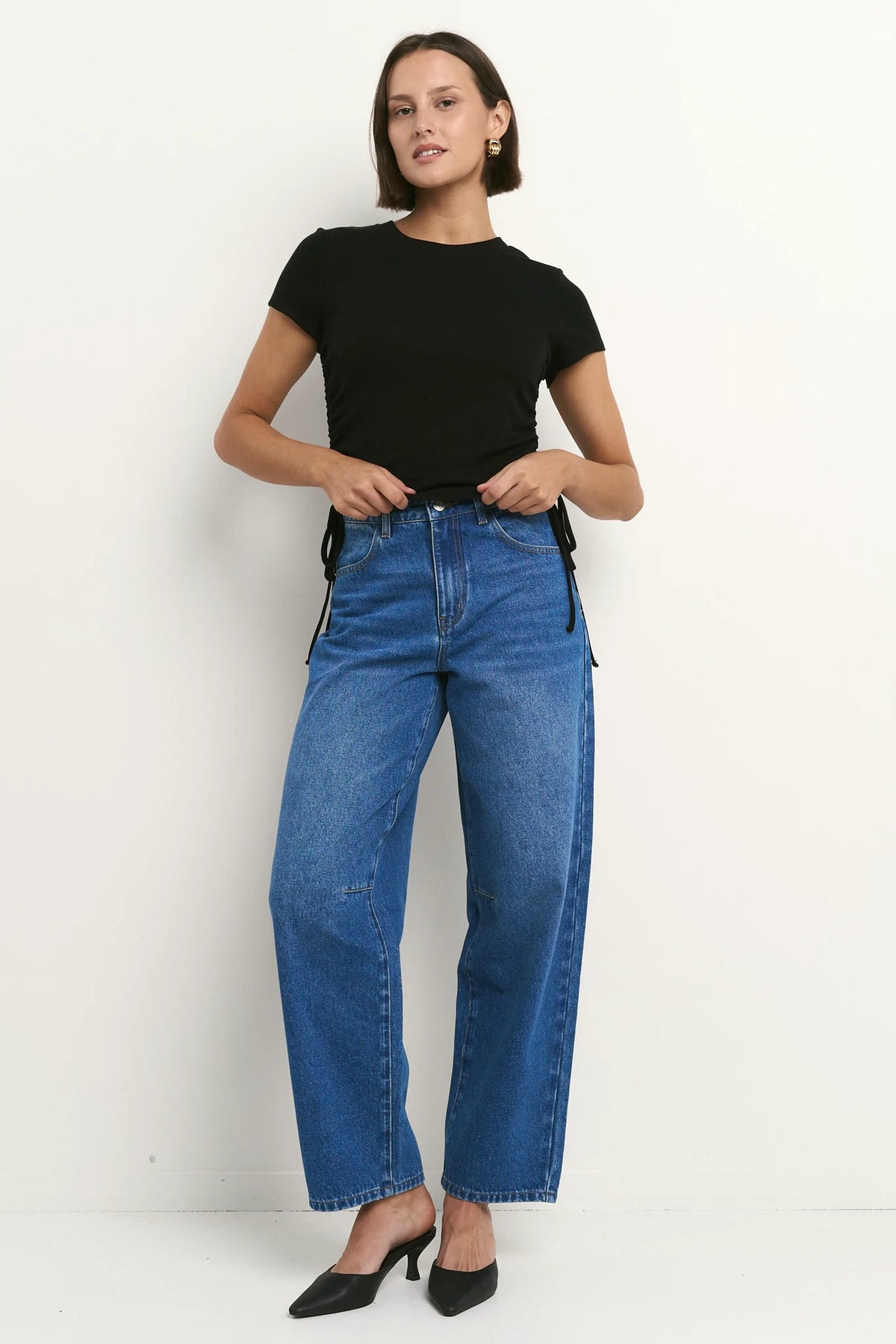 Re : Union Label Berlin Signature Blue Mid Barrel Leg Jean - 12
